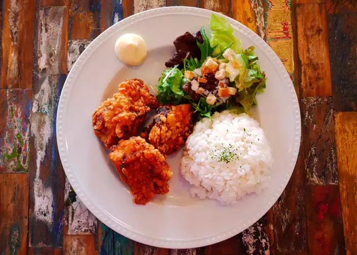 からあげランチプレートセット